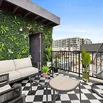Hollywood Glam Hideaway - Steps To Walk Of Fame