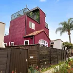 Hollywood Glam Hideaway - Steps To Walk Of Fame